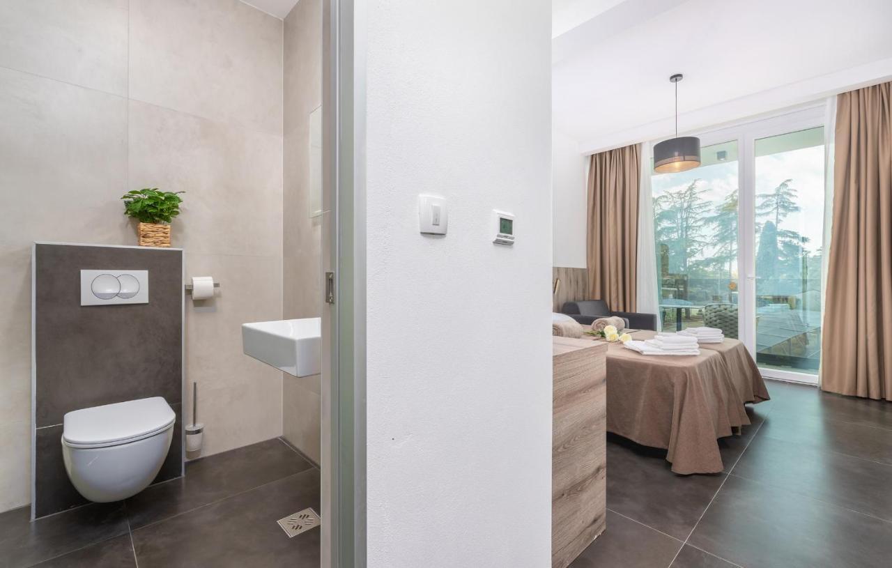 Residence Center B&B Materada Porec Exterior photo