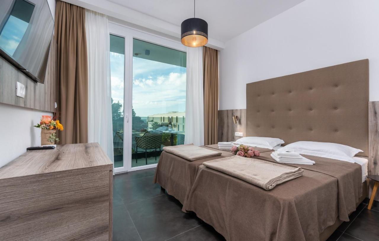 Residence Center B&B Materada Porec Exterior photo